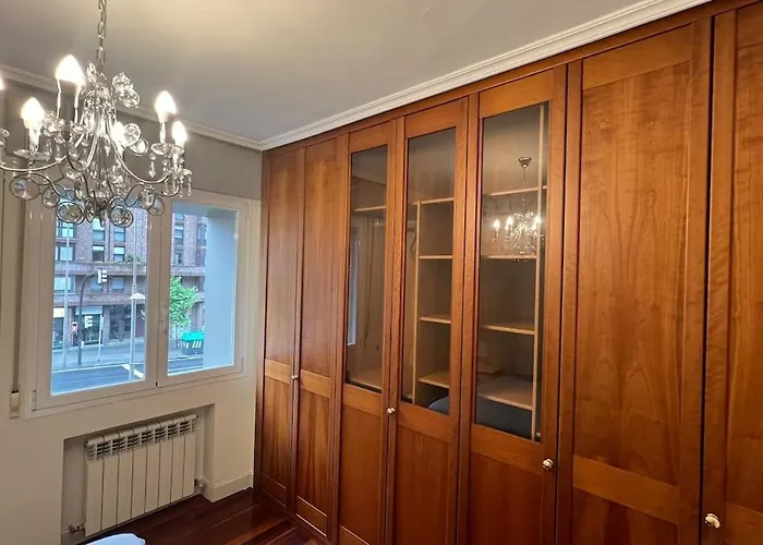 Appartement Bright In Parque Etxebarria With Parking