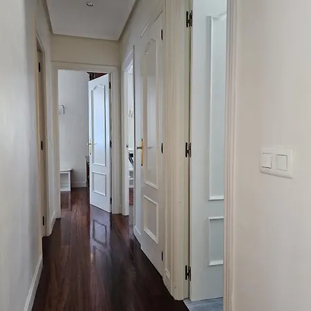 Apartament Bright In Parque Etxebarria With Parking *