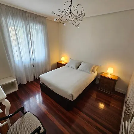 Apartament Bright In Parque Etxebarria With Parking Bilbao