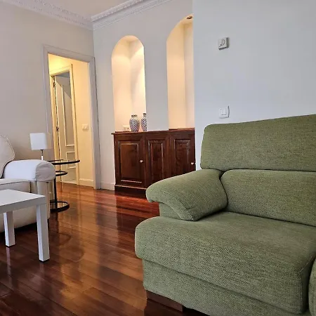Apartament Bright In Parque Etxebarria With Parking